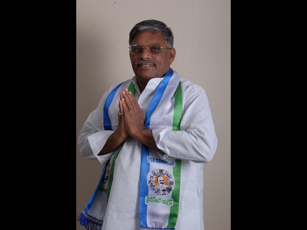 జ్యోతుల నవీన్‌కు జెడ్పీ చైర్మన్ పదవి