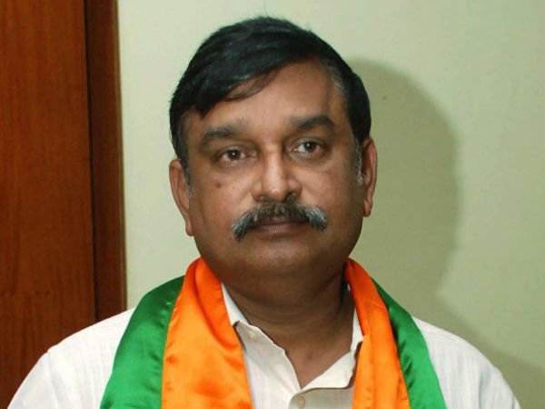 మిత్రపక్షంలో ఉండి కూడా... మిత్రపక్షంలో ఉండి కూడా...