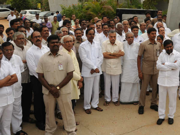 ముందే వచ్చిన ముఖ్యమంత్రి.. 