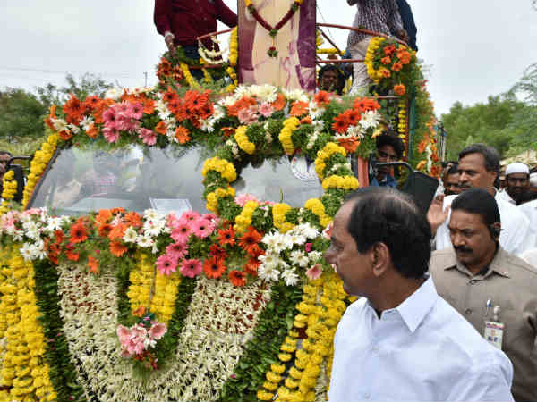 సాక్షాత్తూ సీఎం శ్రద్ధ తీసుకుంటే...