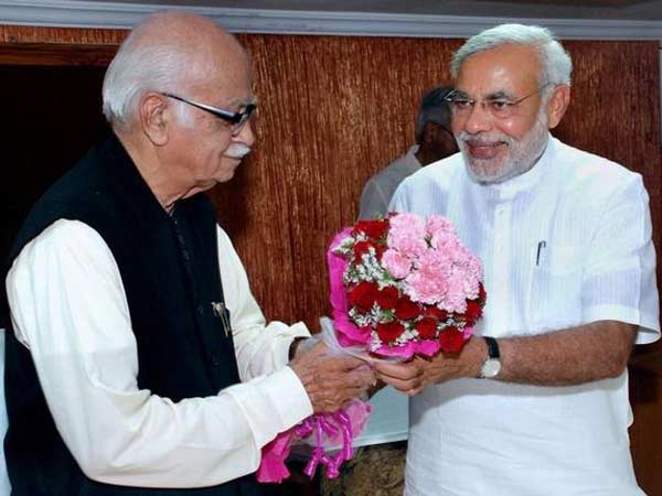 బాబ్రీ కేసుతో మొదటి చిక్కు