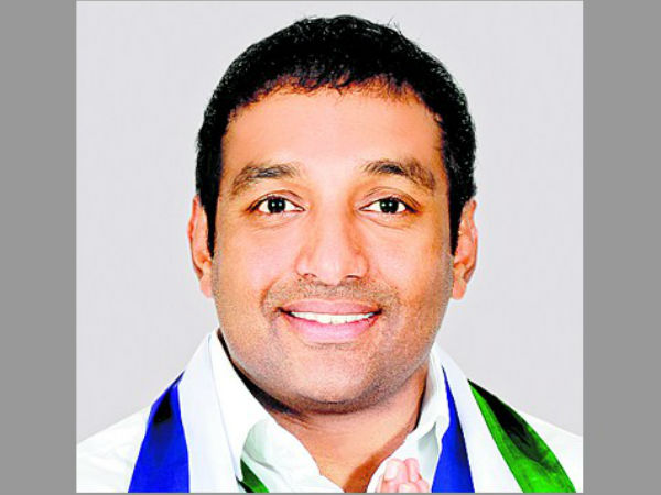 మావైపే ఉన్నారు