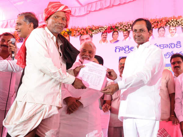 తనతోపాటే భోజనానికి...