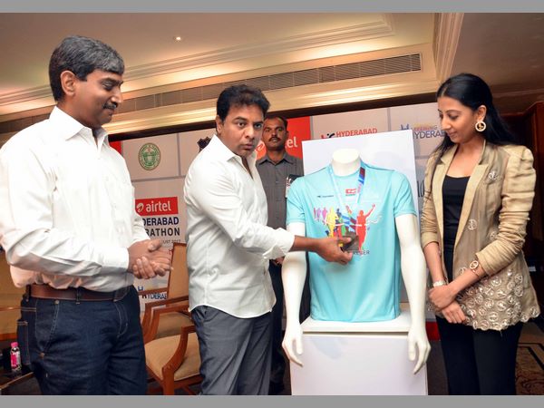 మారథాన్‌ రేస్‌ డైరెక్టర్‌ ఏమన్నారంటే: