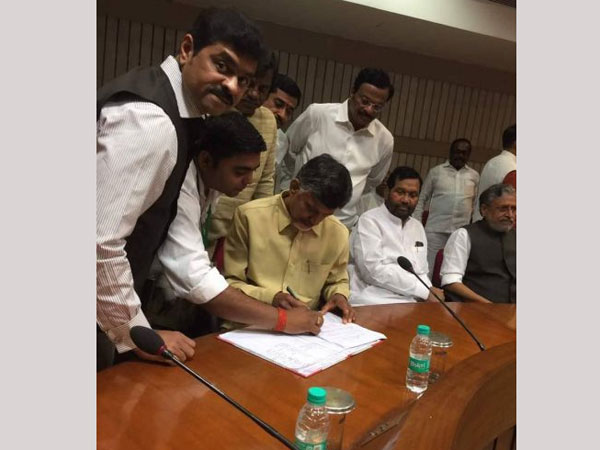 Presidential Election 2017: Ram Nath Kovind files his nomination in Narendra Modi's presence