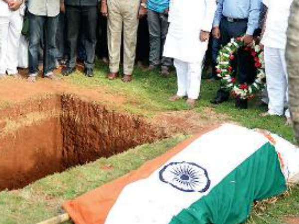 The National flag on the coffin of Parvathamma Rajkumar.