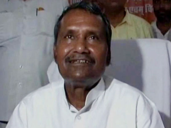 UP Minister Fails to Spell Out Full Form of GST Less Than 48 Hrs Before Rollout UP Minister Fails to Spell Out Full Form of GST Less Than 48 Hrs Before Rollout