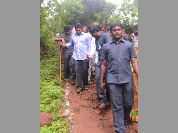 క్లిష్టమైన మార్గంలో..