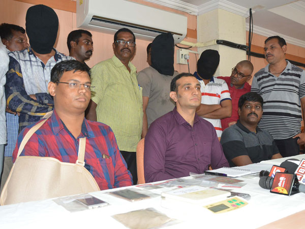 ఖరీదు దాదాపు రూ.22 లక్షలు...