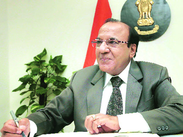 నజీం జైదీ స్థానే అచల్ కుమార్ జ్యోతి నియామకం ఇలా