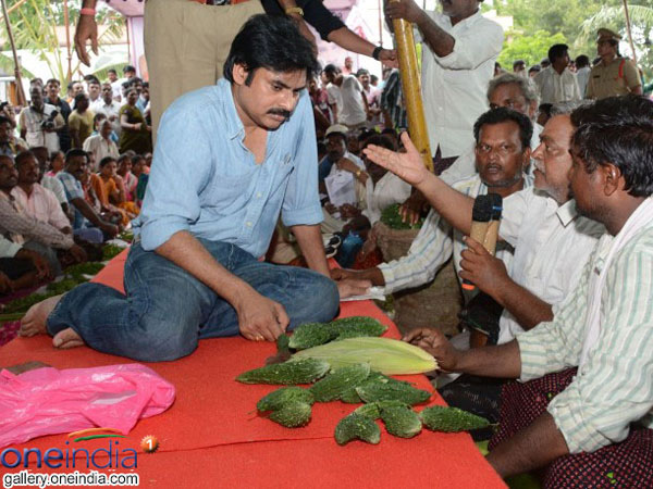 సమస్యలపై పోరాటం.....