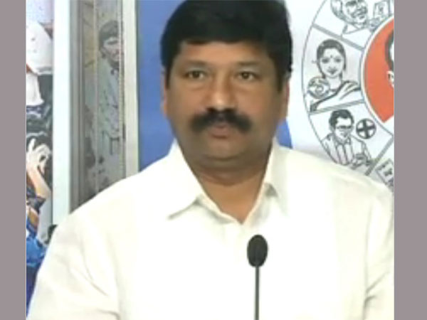 ఈ సినిమాలో బాబు విలన్