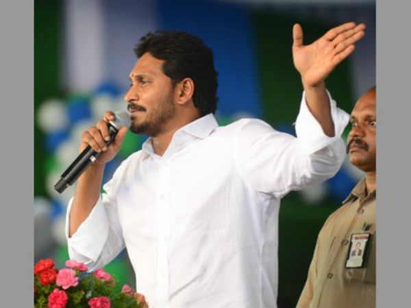 వైసీపీ వారే గుర్రుగా.. వైసీపీ వారే గుర్రుగా..