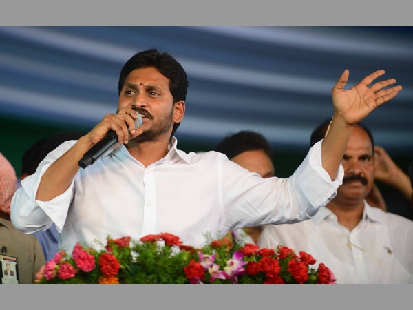 చేతనైతే అండగా ఉండండి.. లేదంటే.. చేతనైతే అండగా ఉండండి.. లేదంటే..