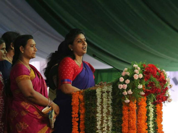 కుటుంబాన్ని ఇలా టార్గెట్ చేశారు కుటుంబాన్ని ఇలా టార్గెట్ చేశారు