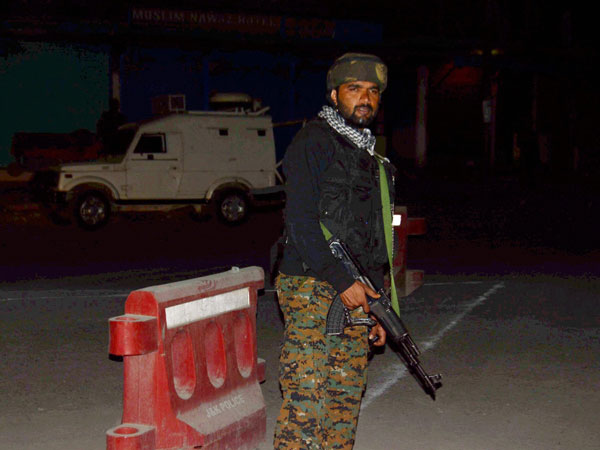 థ్యాంక్స్ చెప్తే సరిపోదు