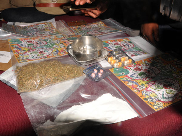 ఎల్ఎస్డి డ్రగ్: ఎల్ఎస్డి డ్రగ్: