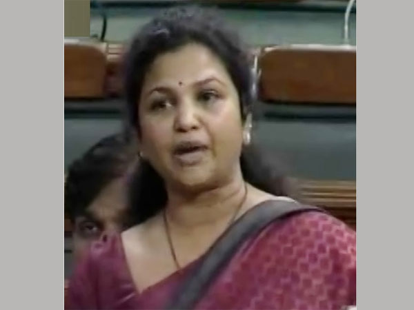 జగన్ సమావేశానికి డుమ్మా..