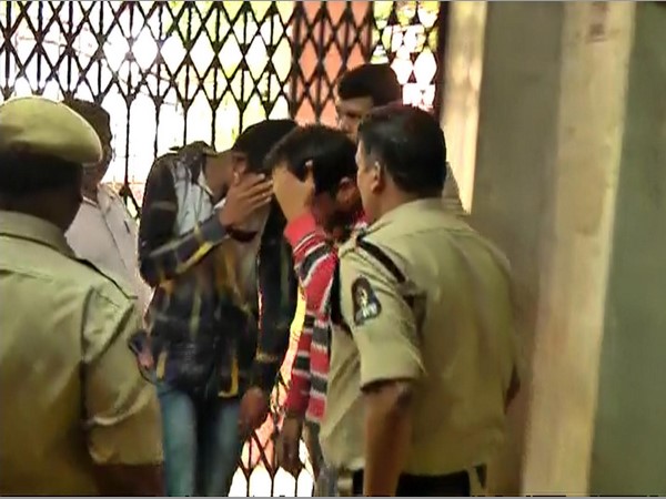 కెల్విన్ అండ్ కో వాట్సాప్