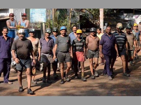 కార్మికులకు విశ్రాంతి కరువు కార్మికులకు విశ్రాంతి కరువు