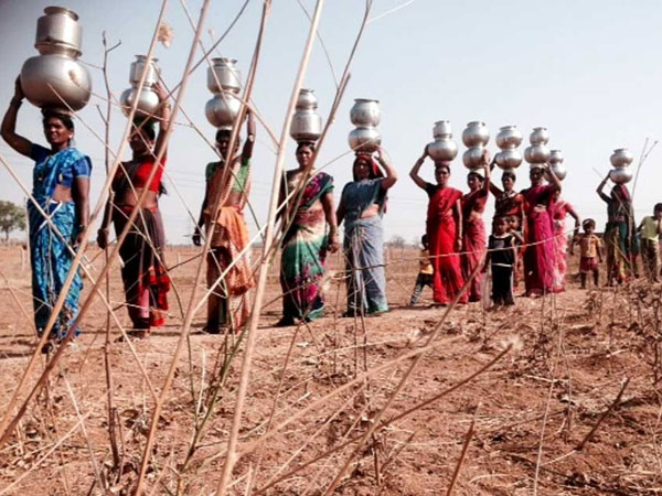 15 కిలోమీటర్లు కాలి నడక ఇలా