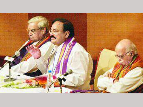 కర్ణాటక, రాజస్థాన్ రాష్ట్రాలకు రాజ్యసభకు ప్రాతినిధ్యం