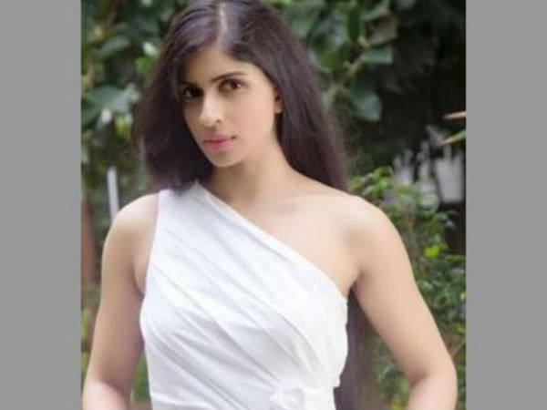 అండగా నిలిచిన అమ్మ..