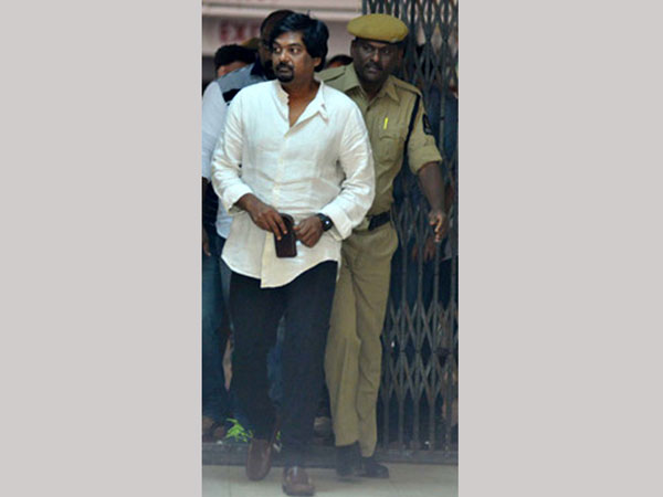 అధికారులు వీరే... విచారణను వీడియో