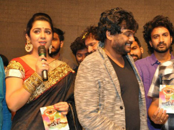 ఆధారాలు ముందు పెట్టారు