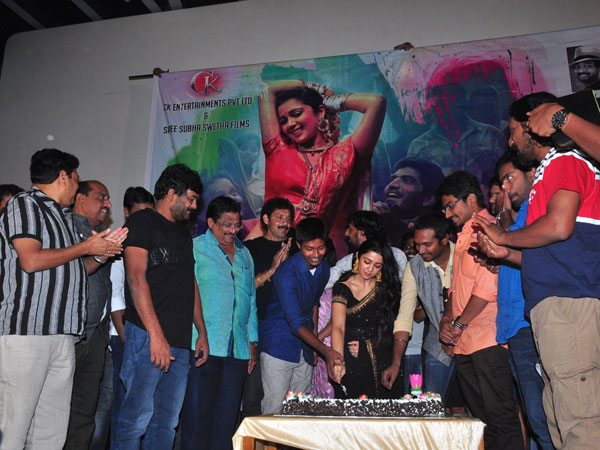 విచారణ అనంతరం మరోలా.. విచారణ అనంతరం మరోలా..