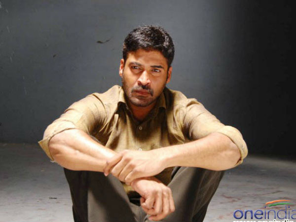 15 మంది పేర్లు బయటకు ఇలా