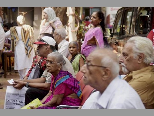వనపర్తిలో వయో భారం సాకుతో ఎగనామం