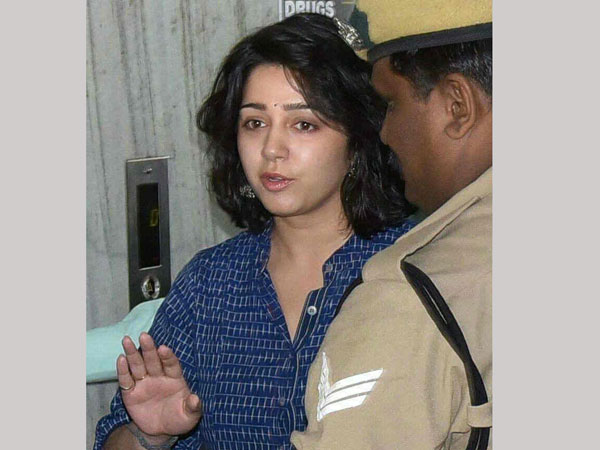 డ్రగ్స్ ఫెస్టివల్స్ నిజమేనా?