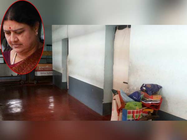 డీజీపీ గౌరవం ఏం కావాలి ? డీజీపీ గౌరవం ఏం కావాలి ?