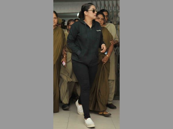 అమ్మారా? తీసుకున్నారా?