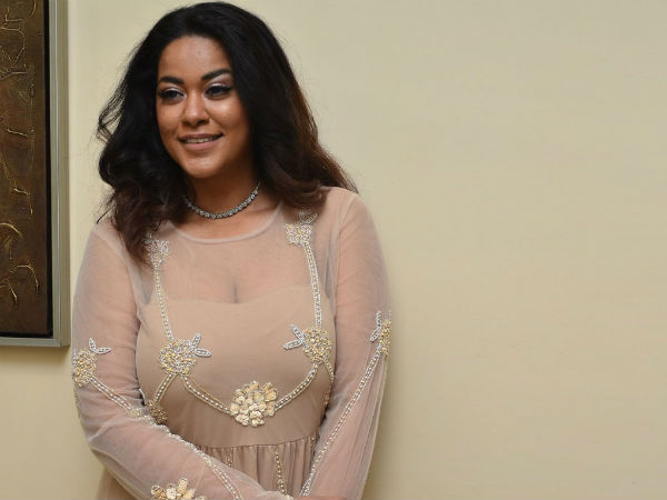 ముమైత్ స్పష్టమైన సమాధానాలు..