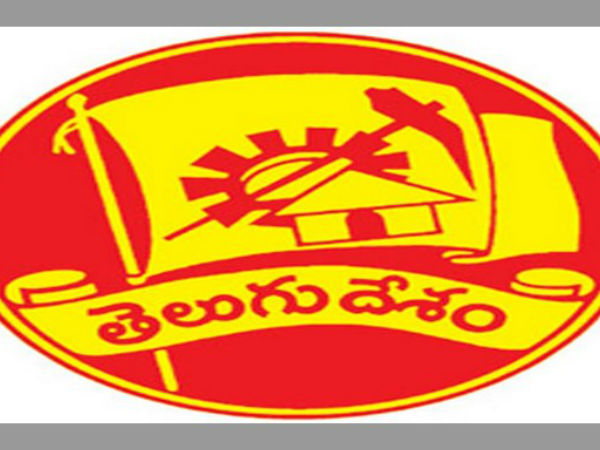 చూసీచూడనట్టు వెళ్లమనండి