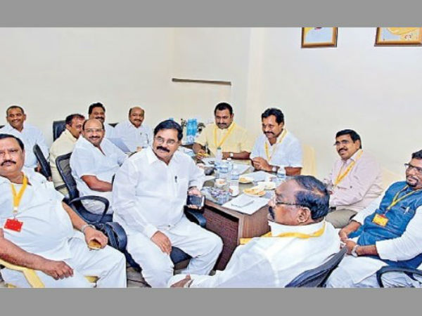 ఆనం రామనారాయణ రెడ్డితో విభేదాలిలా
