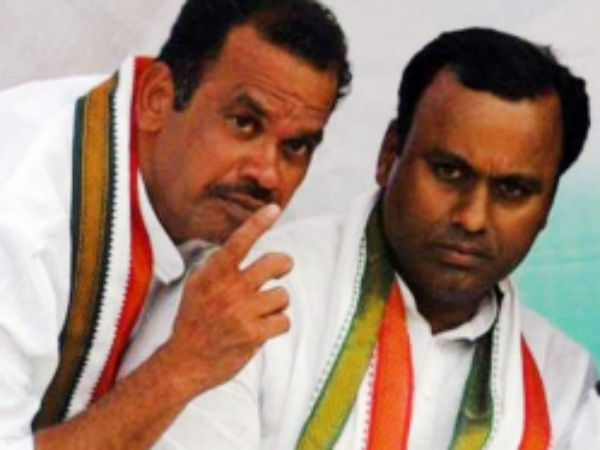 కోమటిరెడ్డి బ్రదర్స్ వెనక్కి....