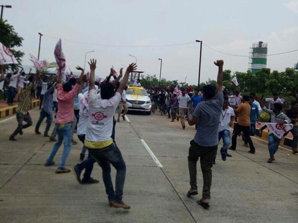 మారుతున్న పవన్ వ్యూహం