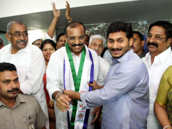 నంద్యాలలోనే అభివృద్ధి అబద్దం!