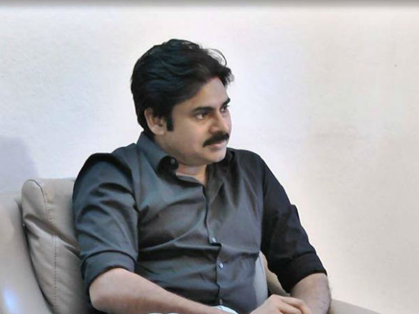 పవన్ అభిమానులను వలలో వేసుకునేందుకు ప్రయత్నాలు