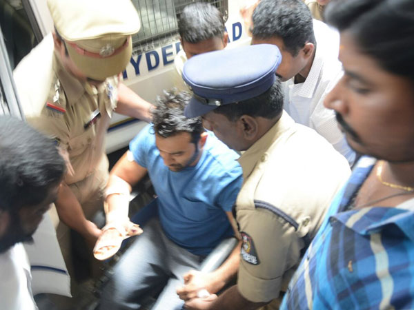 క్యాప్ బోర్డు పేరుతో