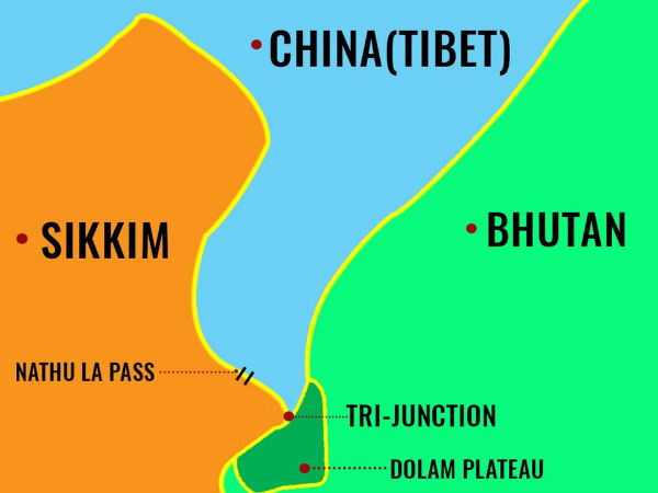 ట్రైజంక్షన్ వద్ద రోడ్డు నిర్మాణమే వివాదం...