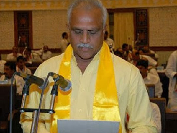 దాసరి, చలసానిల్లో ఎవరిని వరించేనో?