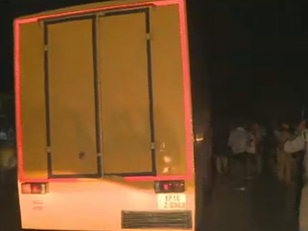 తారాస్థాయి ఫైట్.. బాబు రియాక్షన్‌పై ఆసక్తి: