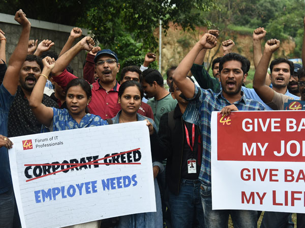 స్లోగన్స్ ఇలా..... స్లోగన్స్ ఇలా.....