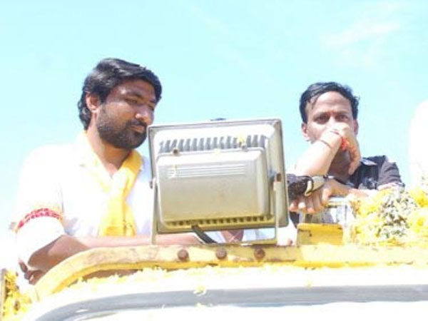 వారి గురించా.. నీచం.. నికృష్టం