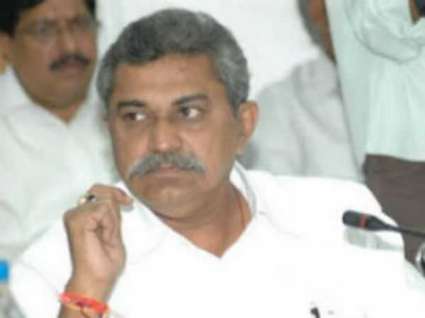 .మహీధర్‌రెడ్డి కూడ క్రియాశీలకంగా