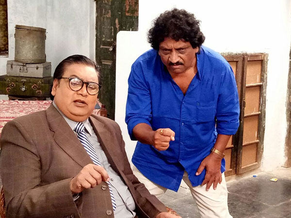 అంబేద్కర్‌గా వర్ల